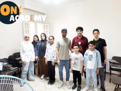 كورس اللغة الإنجليزية في حلوان | تعلم المحادثة من الصفر للاحتراف – One Academy